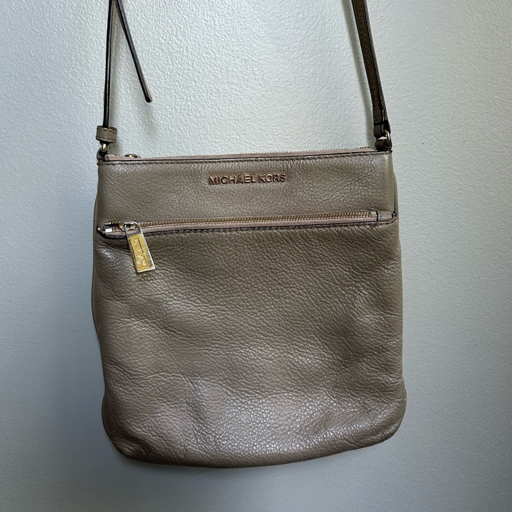 Michael Kors Taupe Leather 8.5x8.5 Purse
